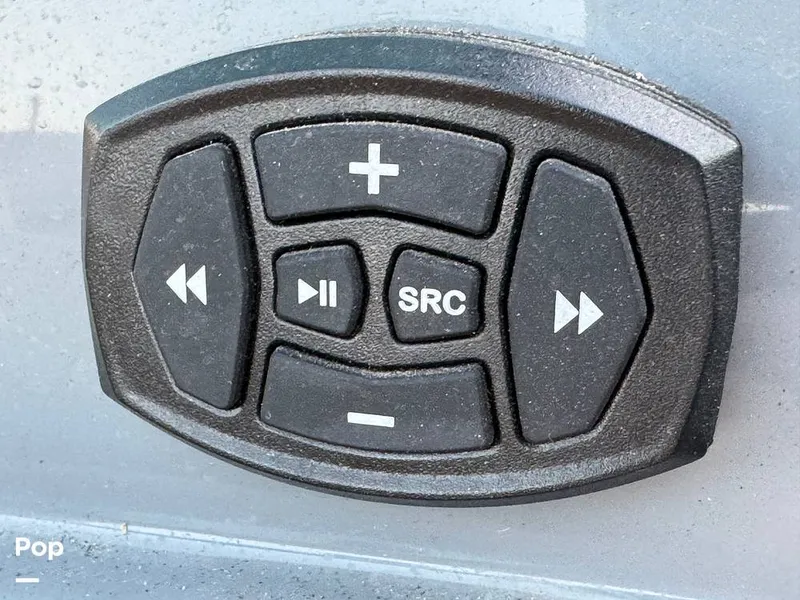 Slide: The Image of Mastercraft XT23 2022 - 15086046