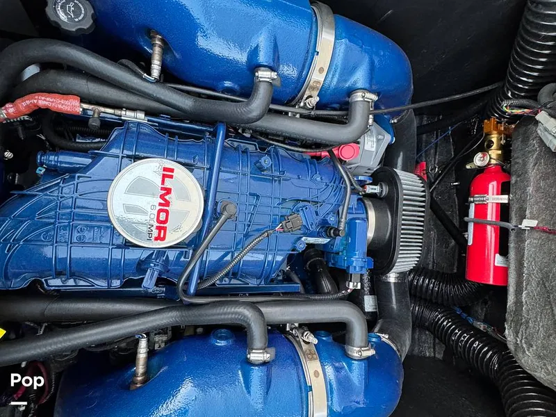 Slide: The Image of Mastercraft XT23 2022 - 15086067