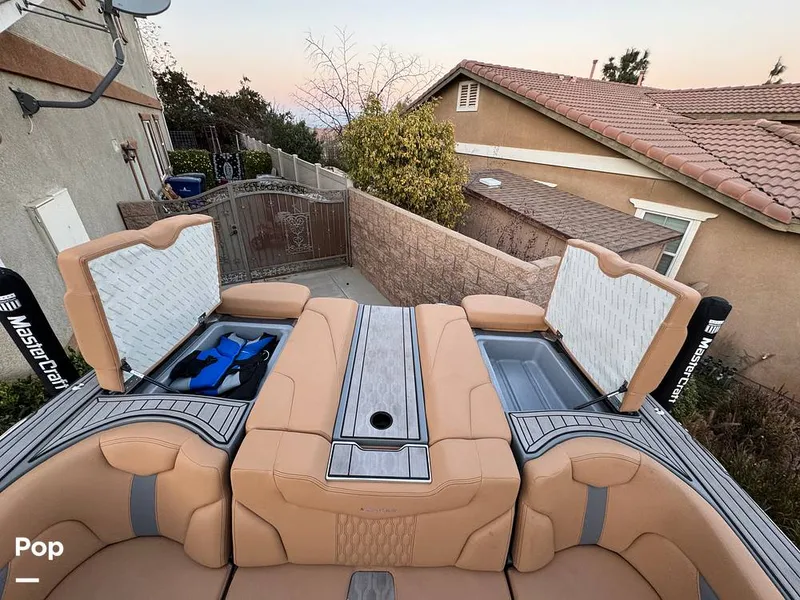 Slide: The Image of Mastercraft XT23 2022 - 15086081