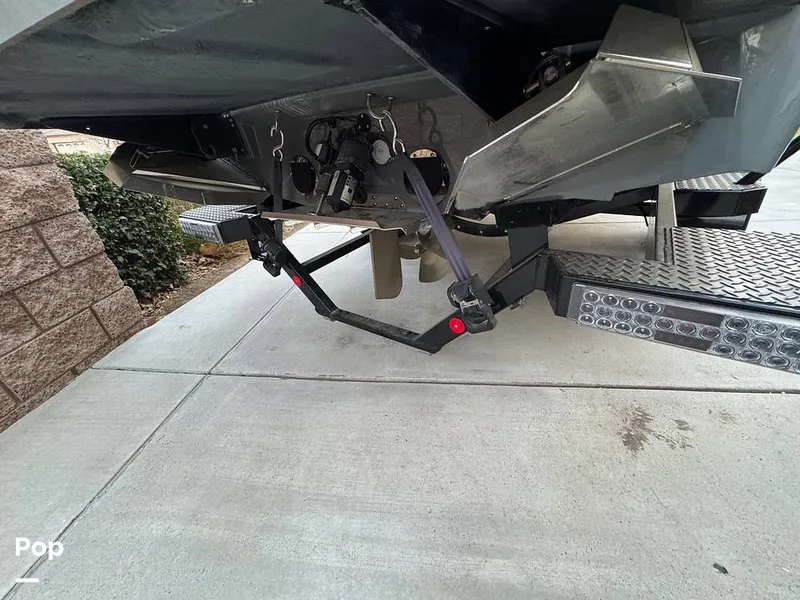 Slide: The Image of Mastercraft XT23 2022 - 15086088