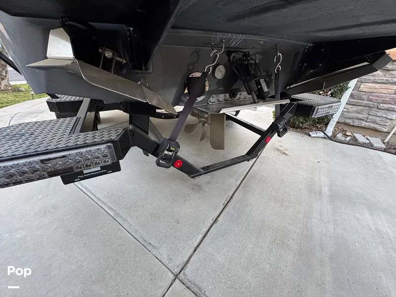 Slide: The Image of Mastercraft XT23 2022 - 15086089