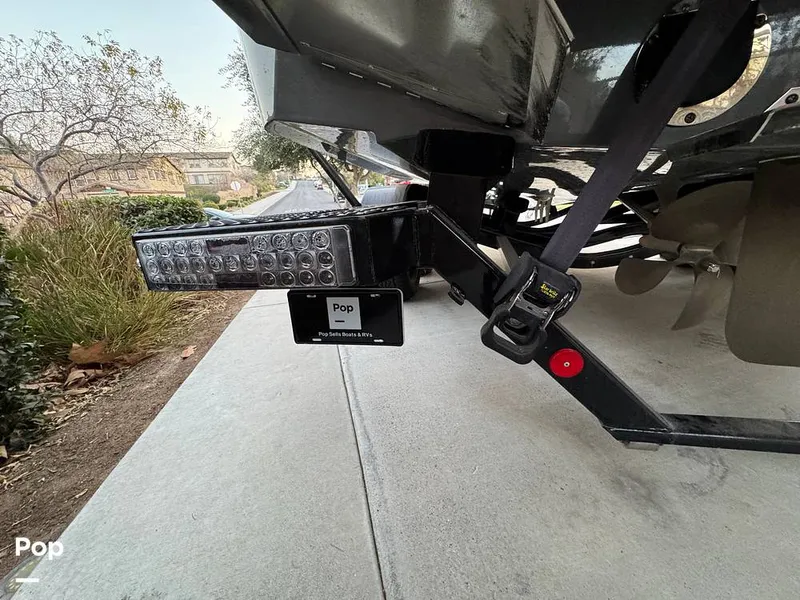 Slide: The Image of Mastercraft XT23 2022 - 15086091