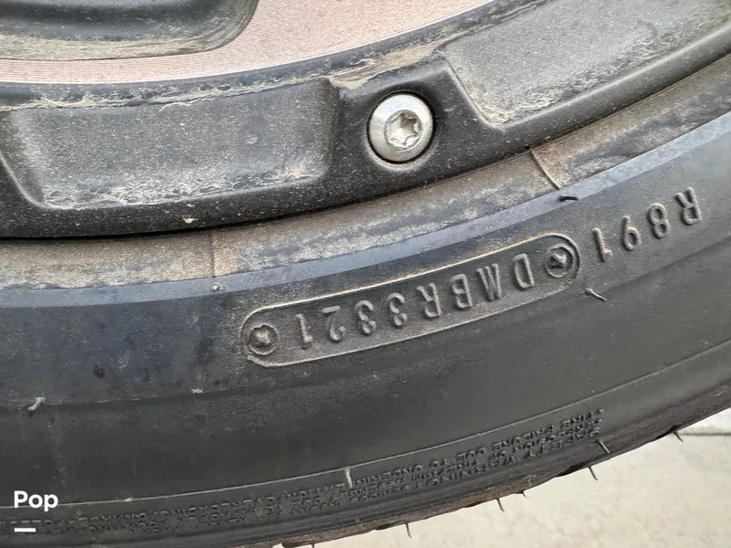 Slide: The Image of Mastercraft XT23 2022 - 15086113