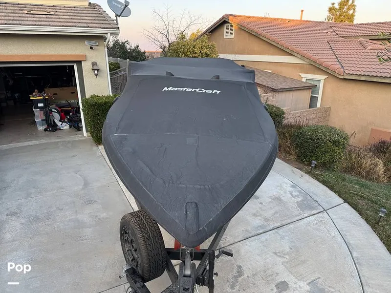 Slide: The Image of Mastercraft XT23 2022 - 15090078