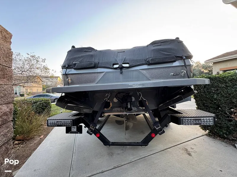 Slide: The Image of Mastercraft XT23 2022 - 15086020