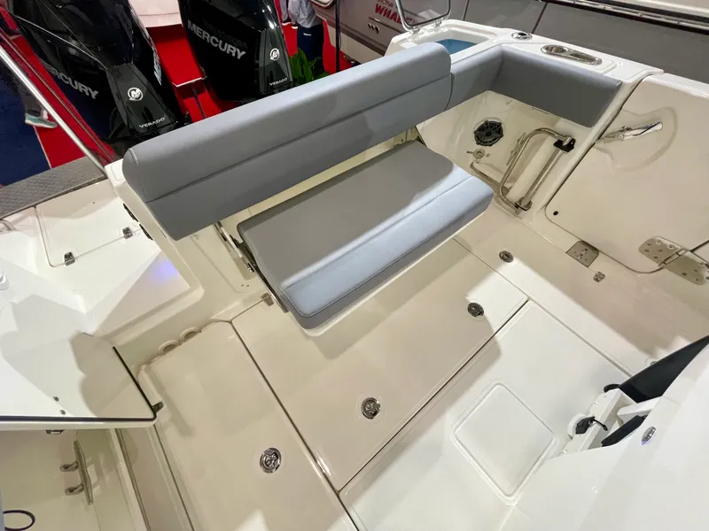 Slide: The Image of Boston Whaler 280 Outrage 2026 - 2