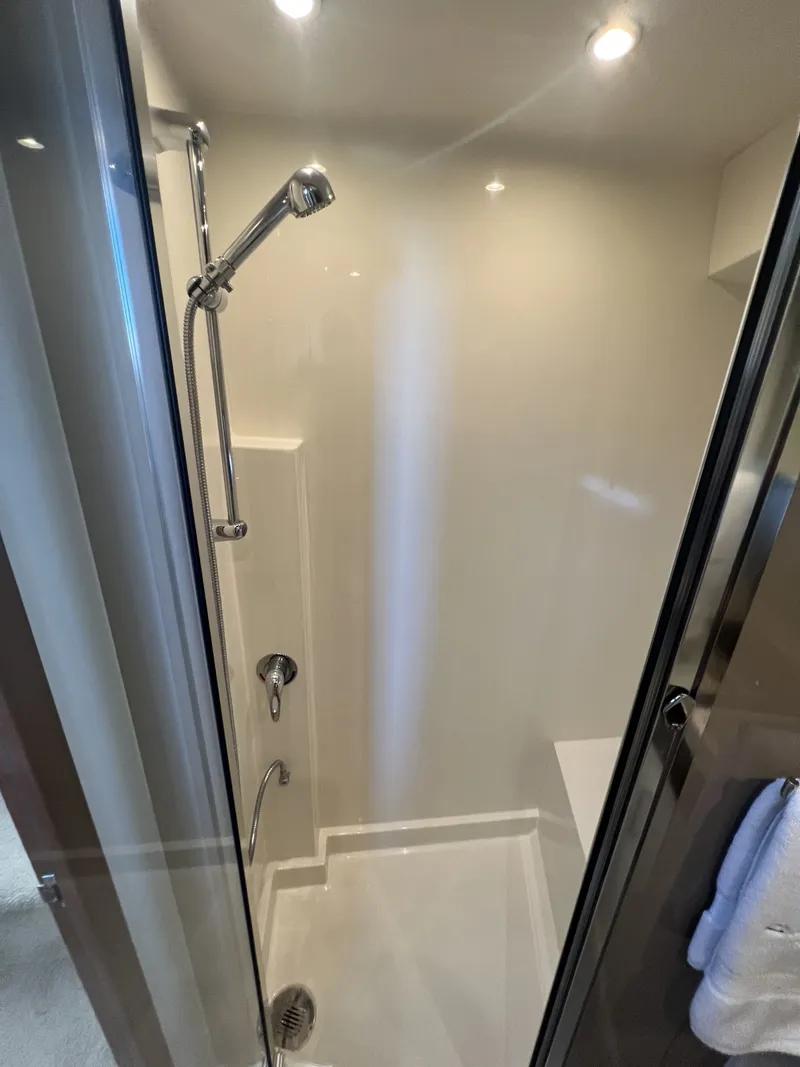 Slide: The Image of Carver C37 2018 - 10