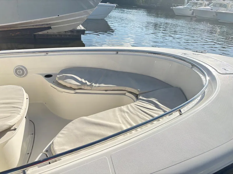 Slide: The Image of Pursuit 2570 CC 2005 - 8