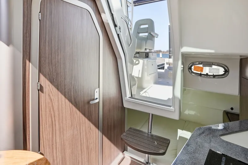 Slide: The Image of Boston Whaler 285 Conquest 2026 - 25