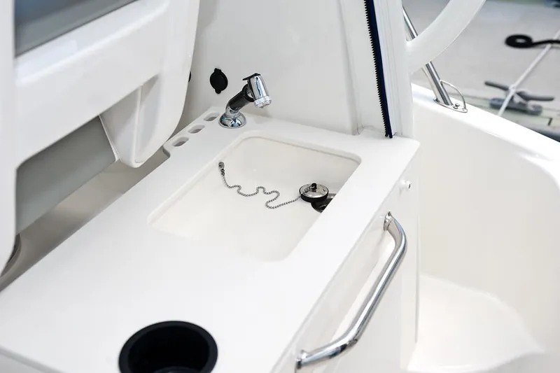 Slide: The Image of Boston Whaler 285 Conquest 2026 - 9