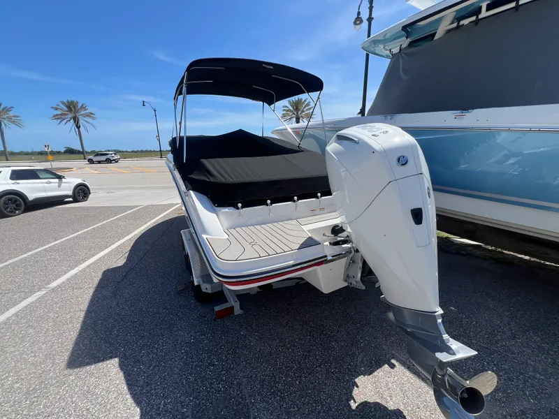 Slide: The Image of Sea Ray SPX 210 Outboard 2026 - 3