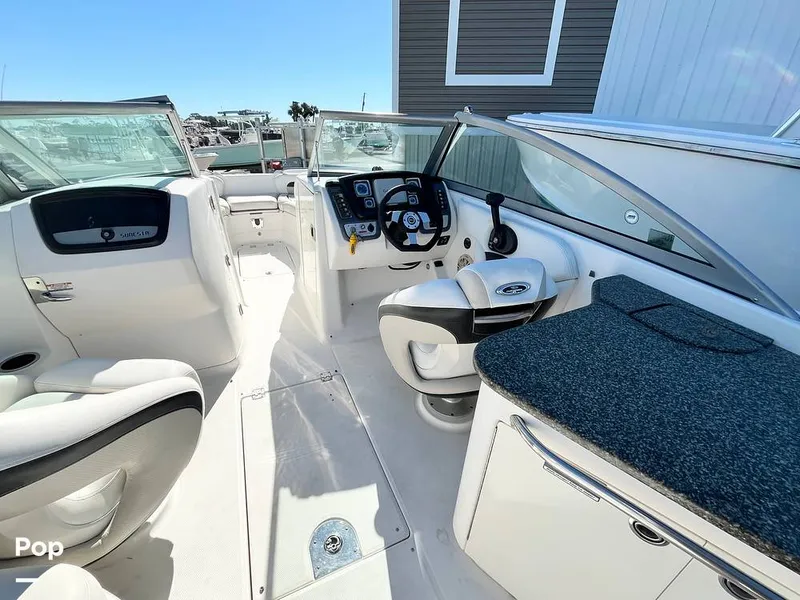 Slide: The Image of Large Bowrider - 14918657