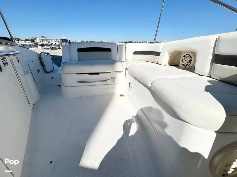 Slide: The Image of Cockpit Seating - 14918665