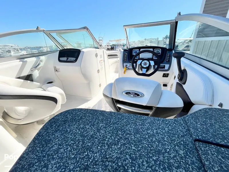 Slide: The Image of Captain's Chair - 14918673