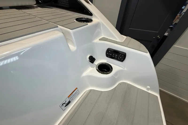 Slide: The Image of Yamaha AR250 2026 - 9