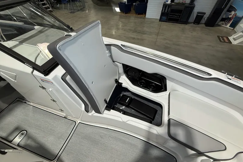 Slide: The Image of Yamaha AR250 2026 - 25