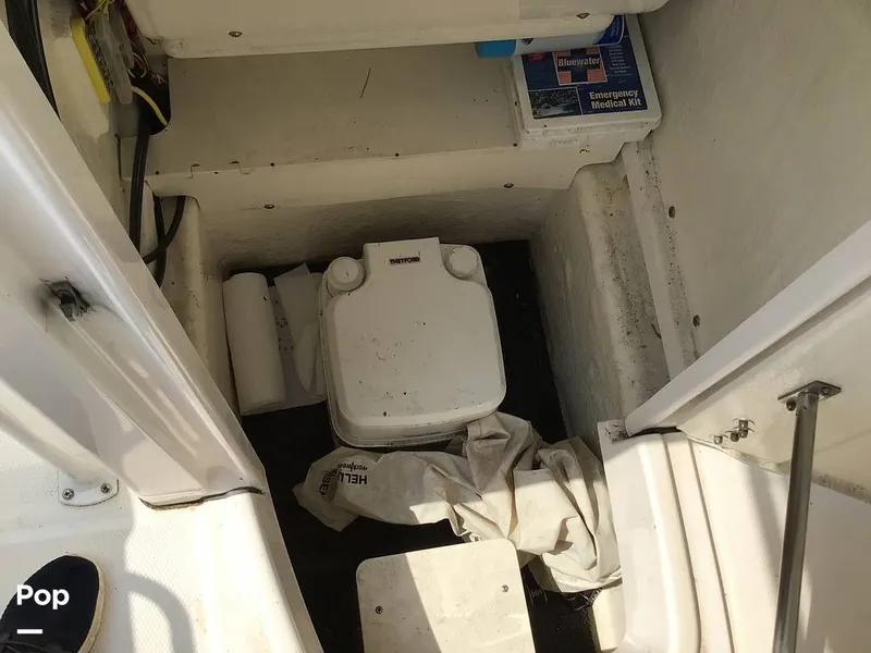 Slide: The Image of Robalo 202ex 2024 - 15558393