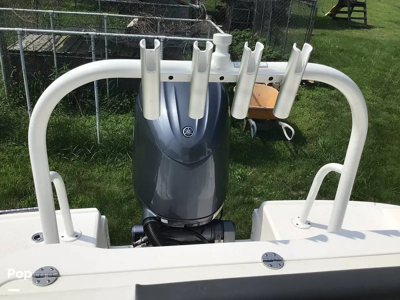 Slide: The Image of Robalo 202ex 2024 - 15558397