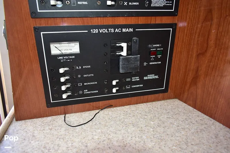 Slide: The Image of Regal Commodore 2665 2005 - 14882010