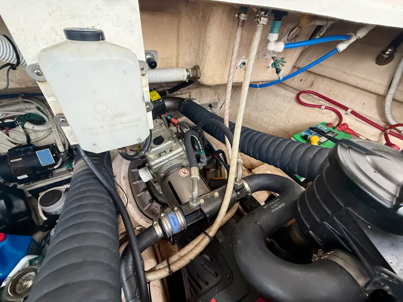 Slide: The Image of Tiara 3500 SOVRAN 2008 - 32