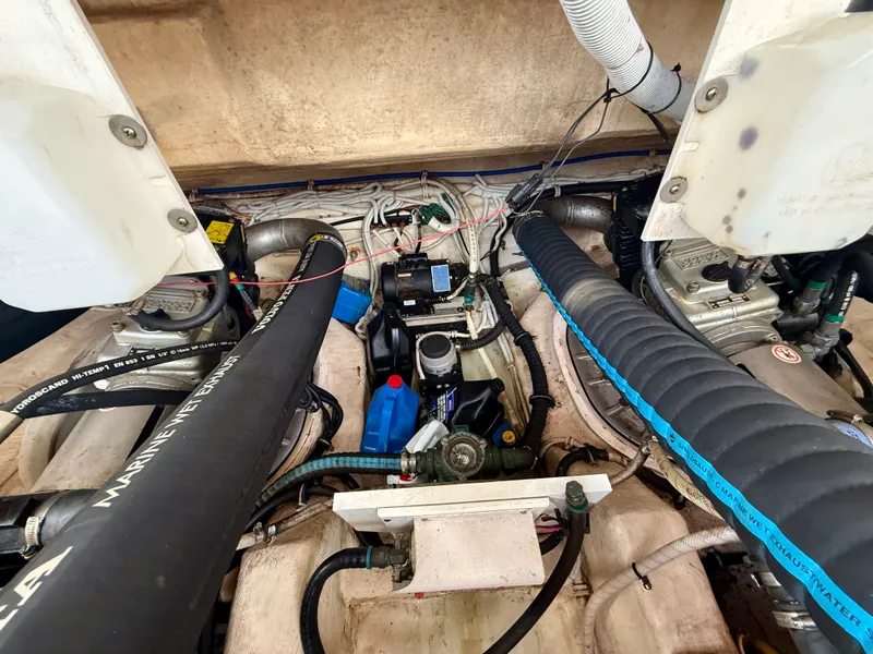 Slide: The Image of Tiara 3500 SOVRAN 2008 - 34