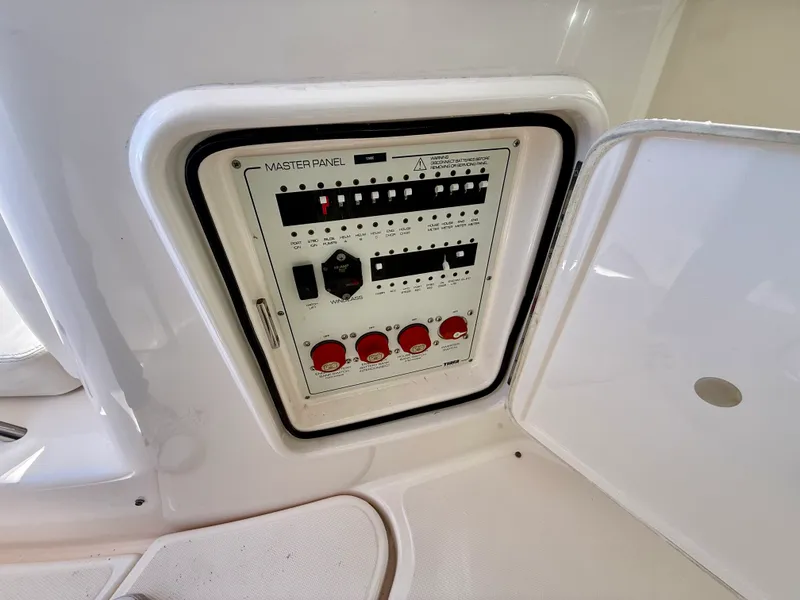 Slide: The Image of Tiara 3500 SOVRAN 2008 - 39