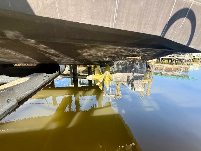 Slide: The Image of Tiara 3500 SOVRAN 2008 - 4