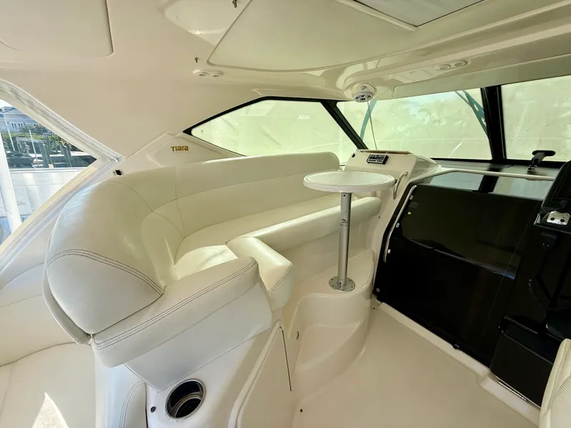 Slide: The Image of Tiara 3500 SOVRAN 2008 - 41