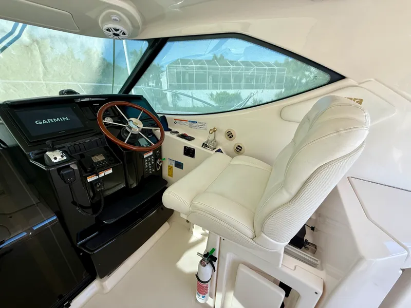 Slide: The Image of Tiara 3500 SOVRAN 2008 - 45