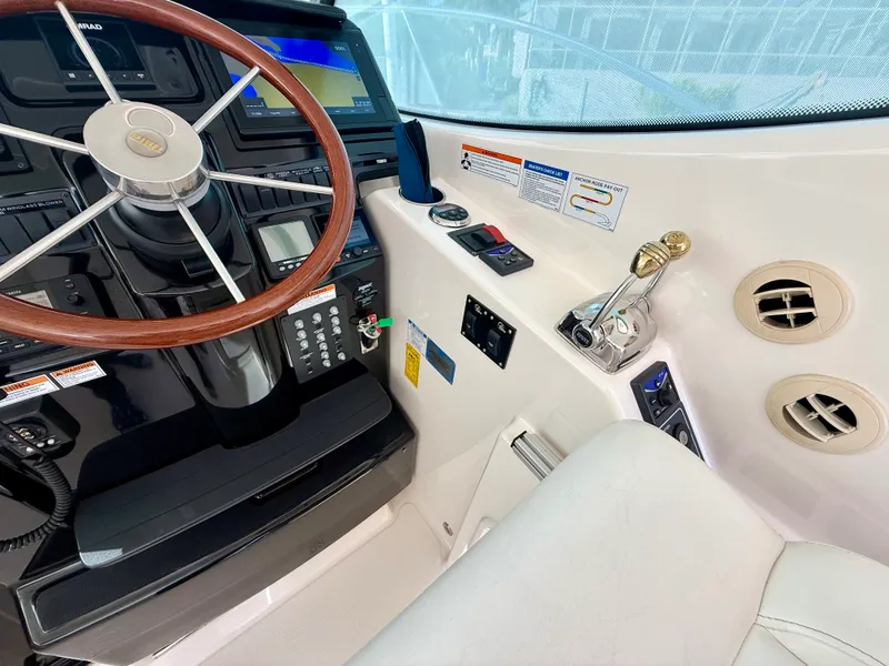 Slide: The Image of Tiara 3500 SOVRAN 2008 - 47