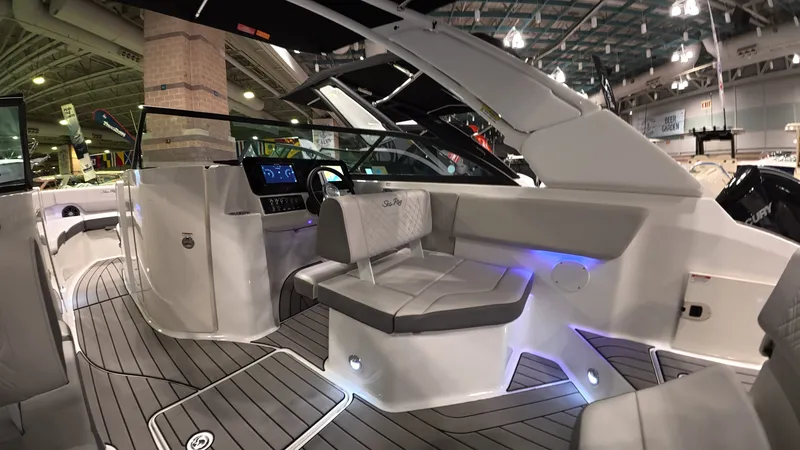 Slide: The Image of Sea Ray SDX 230 Outboard 2026 - 13