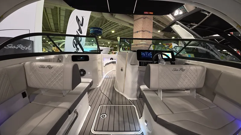 Slide: The Image of Sea Ray SDX 230 Outboard 2026 - 14