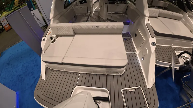 Slide: The Image of Sea Ray SDX 230 Outboard 2026 - 2