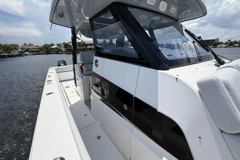 Slide: The Image of Aquila 36 Molokai 2026 - 44