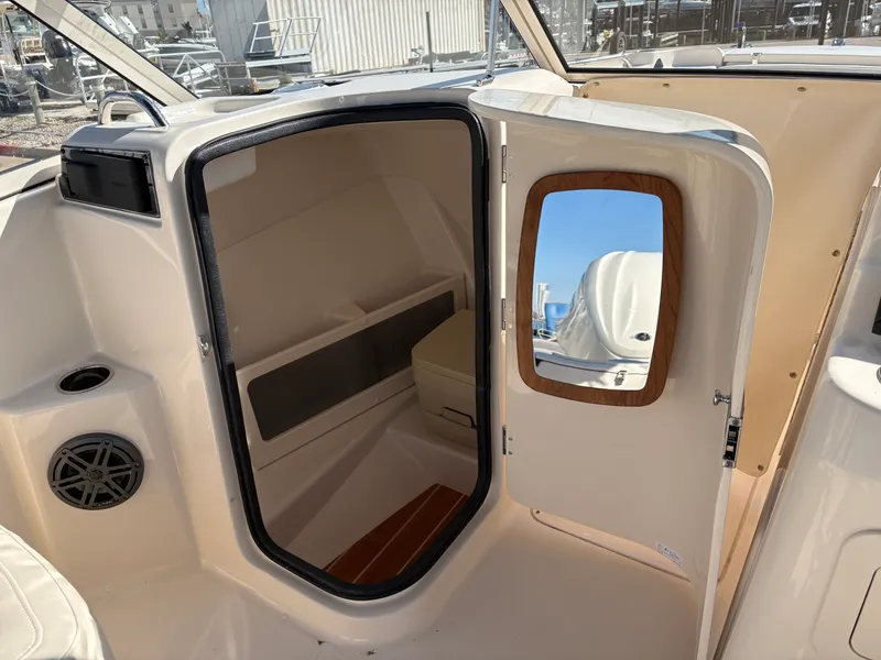 Slide: The Image of Grady-White Freedom 215 2026 - 17