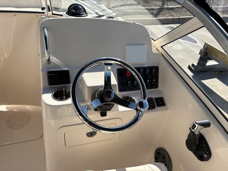 Slide: The Image of Grady-White Freedom 215 2026 - 20