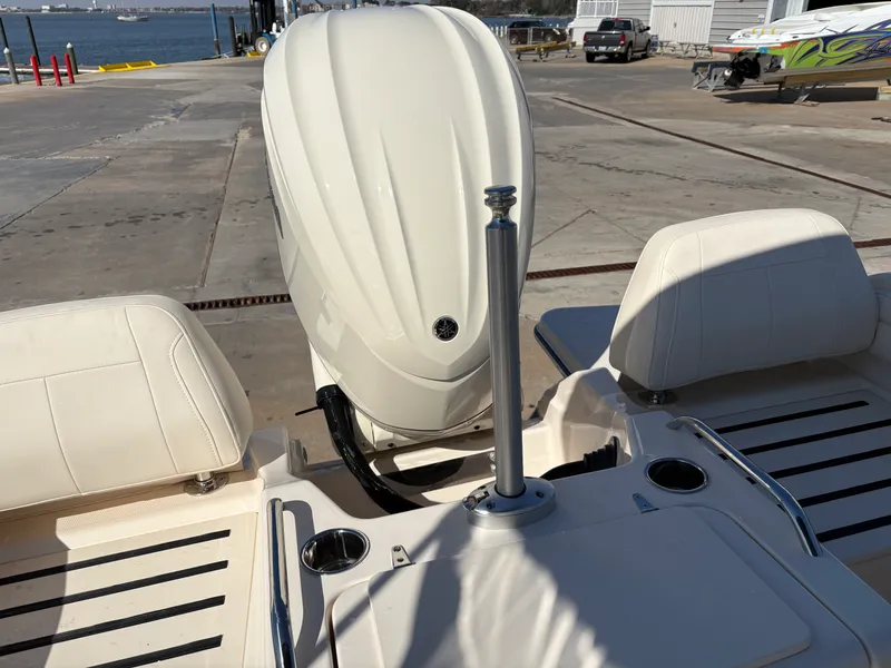 Slide: The Image of Grady-White Freedom 215 2026 - 8