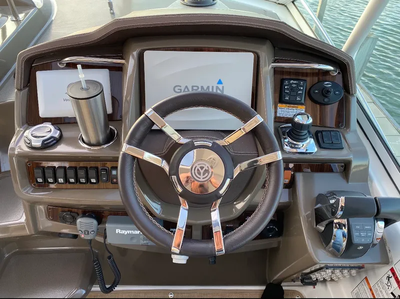 Slide: The Image of Cruisers 350 EX 2015 - 12