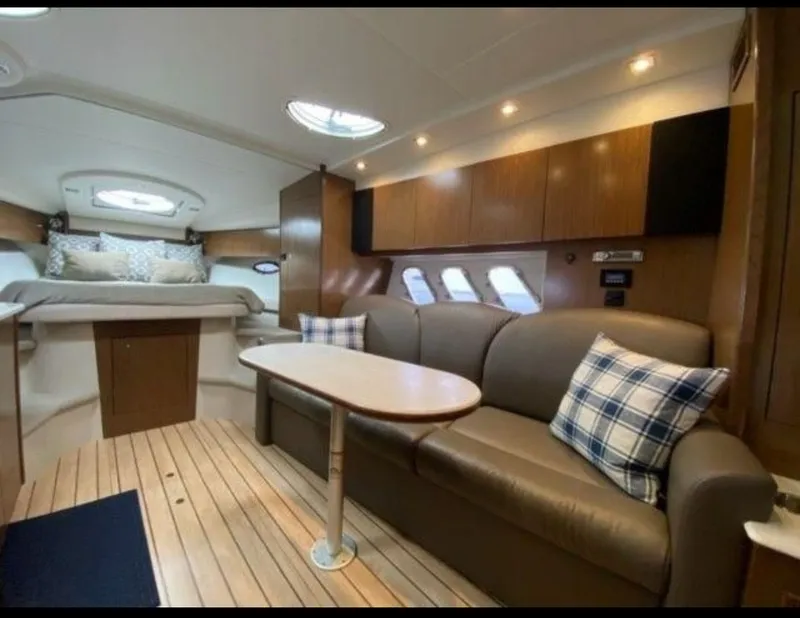 Slide: The Image of Cruisers Yachts 350 EX 2015 - 11