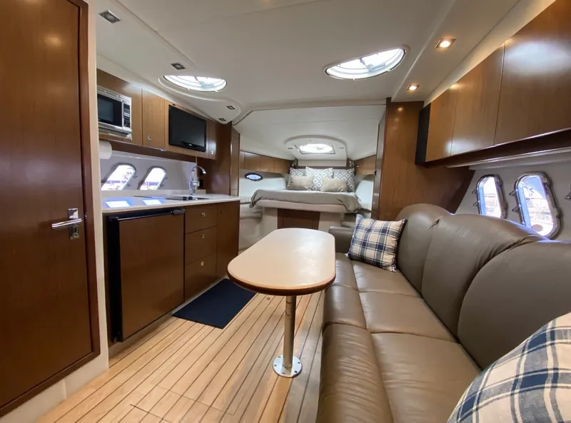 Slide: The Image of Cruisers Yachts 350 EX 2015 - 13