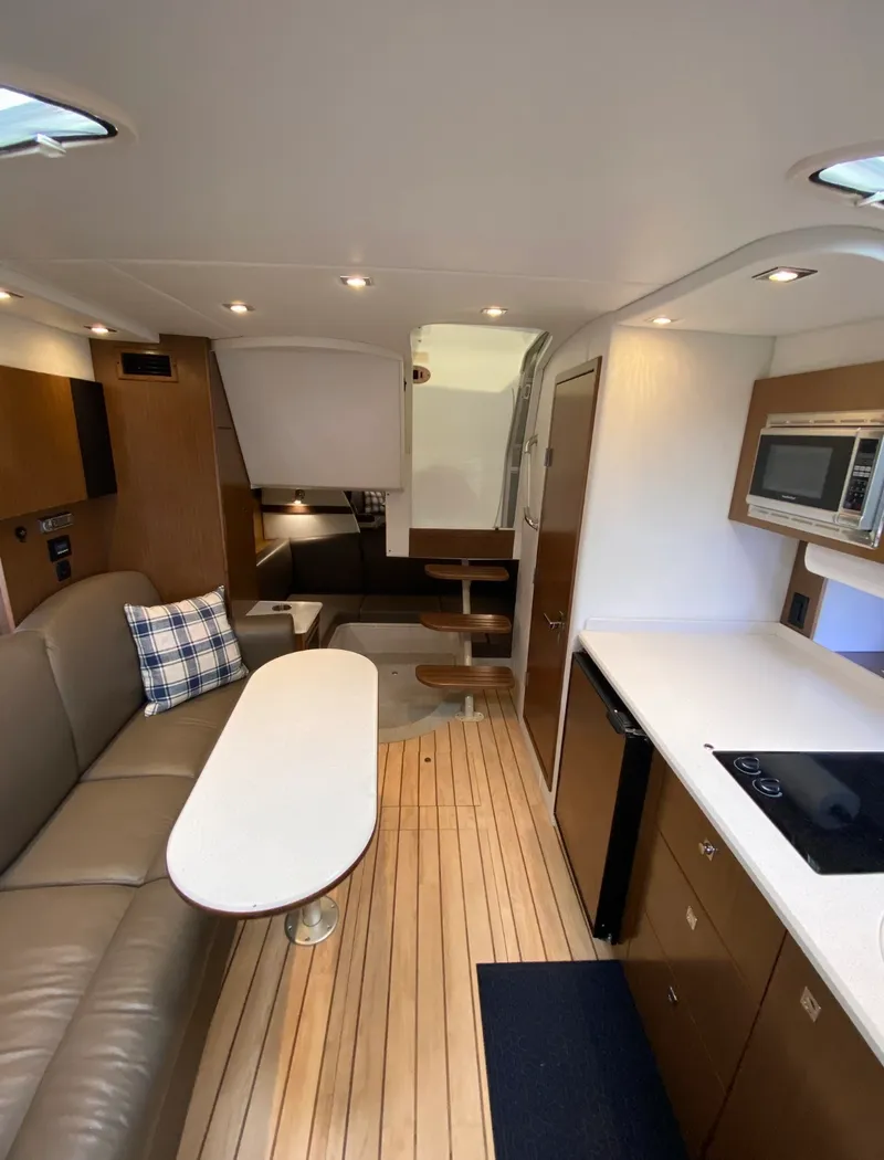 Slide: The Image of Cruisers Yachts 350 EX 2015 - 14