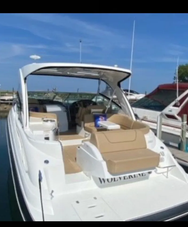 Slide: The Image of Cruisers Yachts 350 EX 2015 - 8