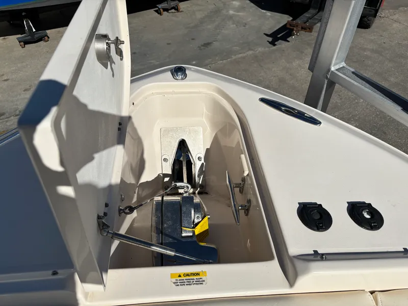 Slide: The Image of Grady-White 275 FREEDOM 2021 - 11