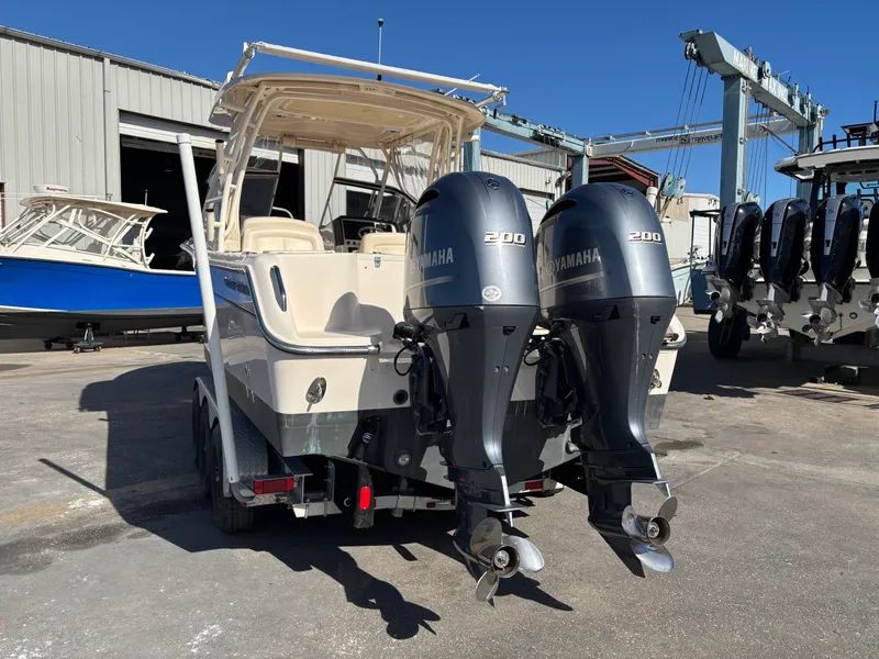 Slide: The Image of Grady-White 275 FREEDOM 2021 - 24