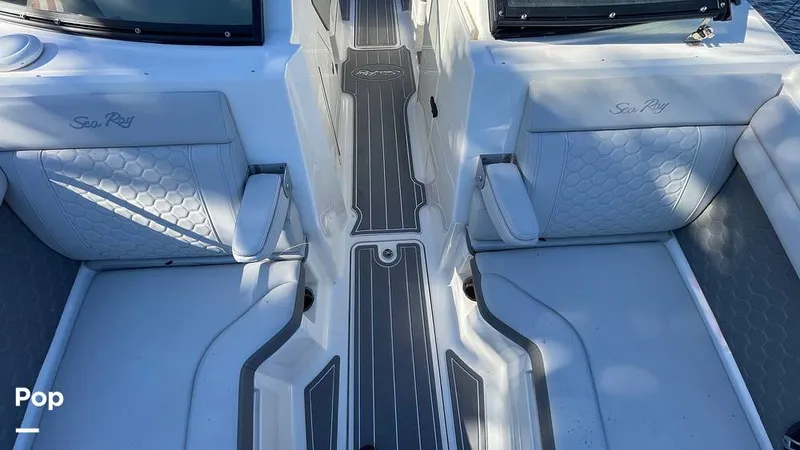 Slide: The Image of Sea Ray SDX 290 OB 2022 - 15044010