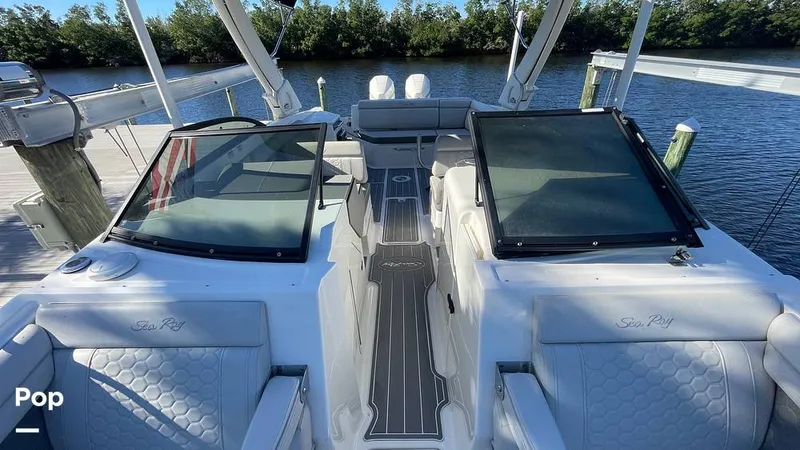 Slide: The Image of Sea Ray SDX 290 OB 2022 - 15044011
