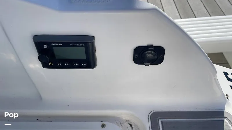 Slide: The Image of Stereo Remote By Swimplatform - 15043964