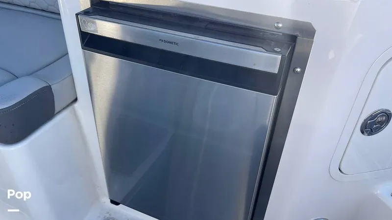 Slide: The Image of Fridge - Cockpit - 15043973