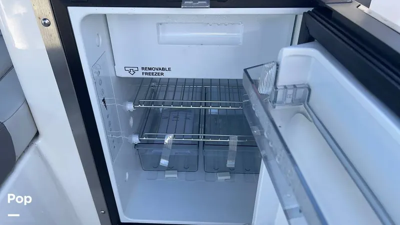 Slide: The Image of Sea Ray SDX 290 OB 2022 - 15043974