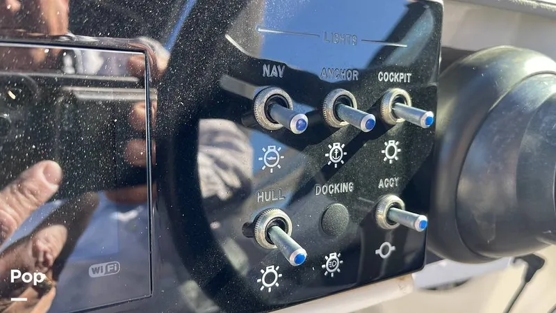 Slide: The Image of Sea Ray SDX 290 OB 2022 - 15043998